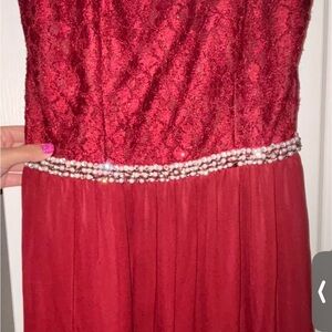 Elegant Red prom/elegant dress
